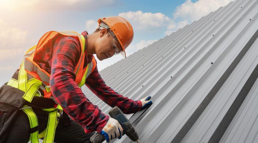 GAF roofing contractor in La Fontaine, IN
